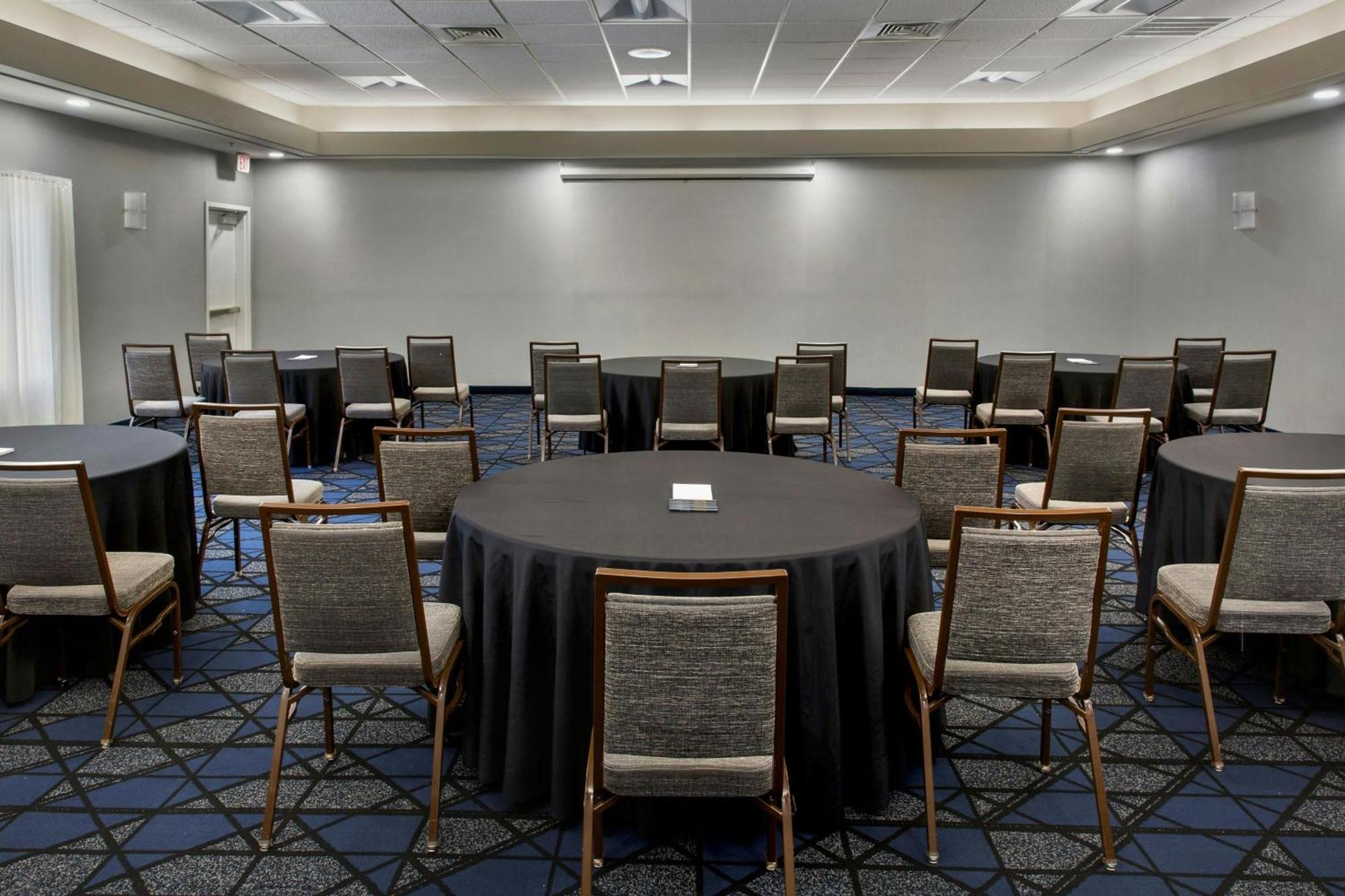 מלון Courtyard By Marriott New Haven Orange מראה חיצוני תמונה