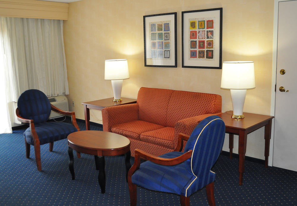 מלון Courtyard By Marriott New Haven Orange מראה חיצוני תמונה
