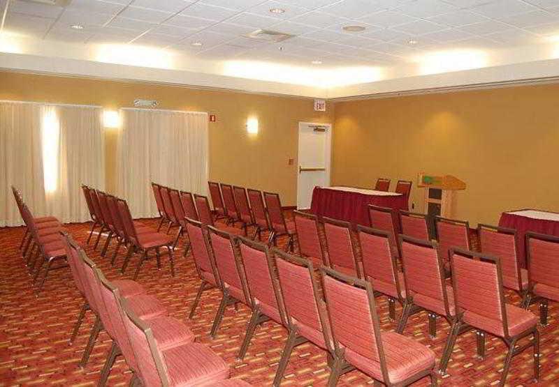 מלון Courtyard By Marriott New Haven Orange מתקנים תמונה
