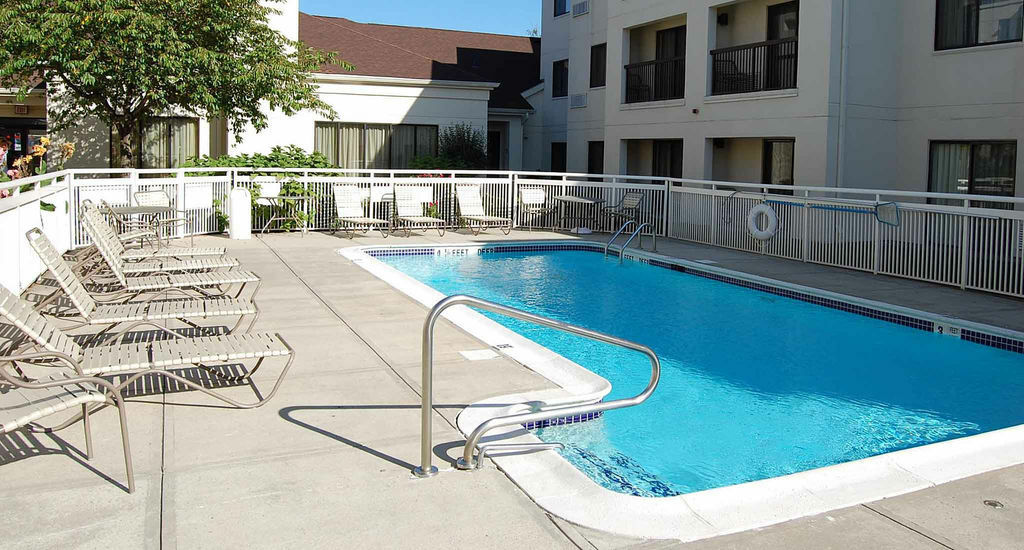מלון Courtyard By Marriott New Haven Orange מראה חיצוני תמונה